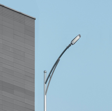 Lampa uliczna LED Videx Leya 150W obrotowa