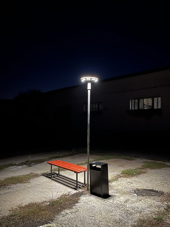 Parkowa lampa solarna LED Videx IP54 5000K 1400lm czujnik ruchu + pilot