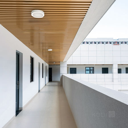 Plafon z czujnikiem ruchu LED NAIROS G2 12W 3CCT LX IP65 biały Kobi Premium