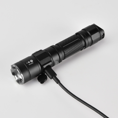 Latarka kompaktowa LED ZOOM 10W 650lm IP44 VLF-A105Z