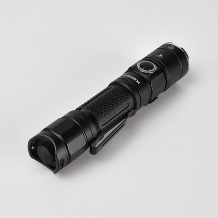 Latarka kompaktowa LED ZOOM 10W 650lm IP44 VLF-A105Z