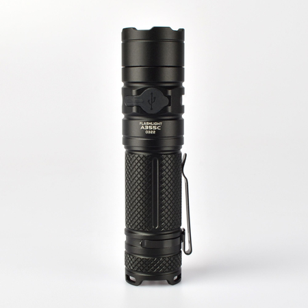 Latarka kompaktowa LED przenośna 20W 4000lm IP68 CREE VLF-A355C